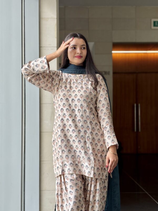 Eucalyptus Farshi Salwar set (set of 2)