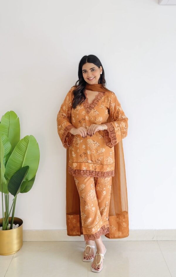 Gul-bahar straight kurta pant set
